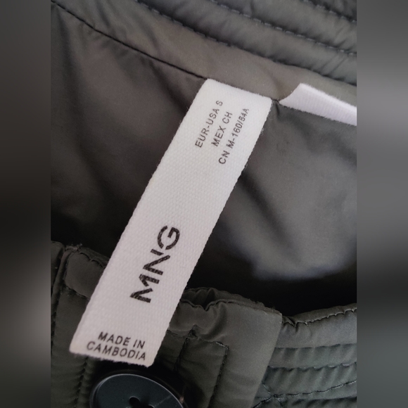 Mango Button-Front Long Quilted Vest size S - Picture 9 of 9